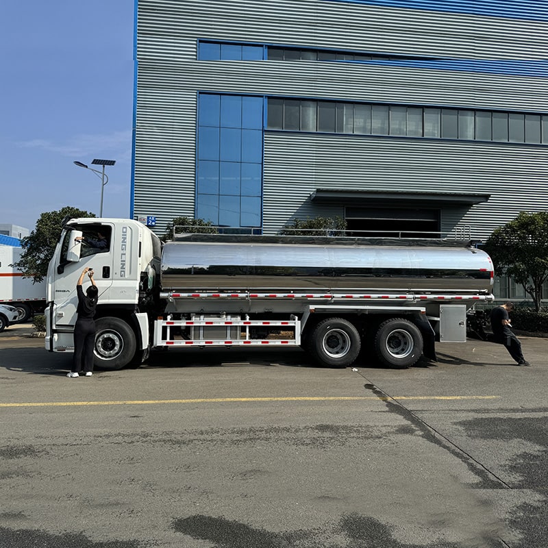 ISUZU 6×4 20m3 aluminum alloy tank truck for Price