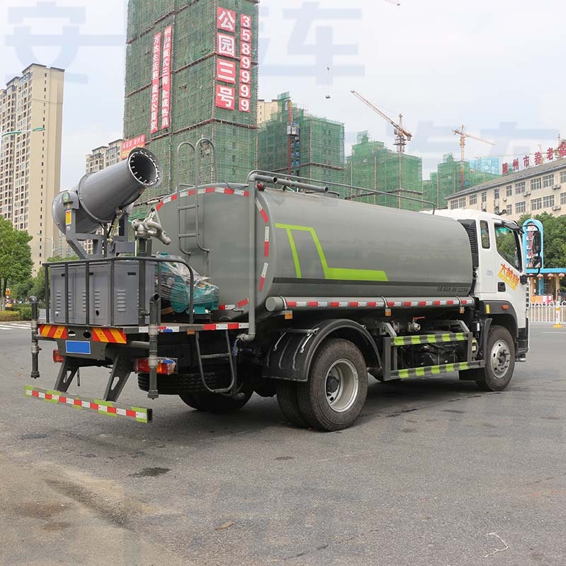 Camion-citerne d'eau Foton Camion d'eau de 15 000 litres