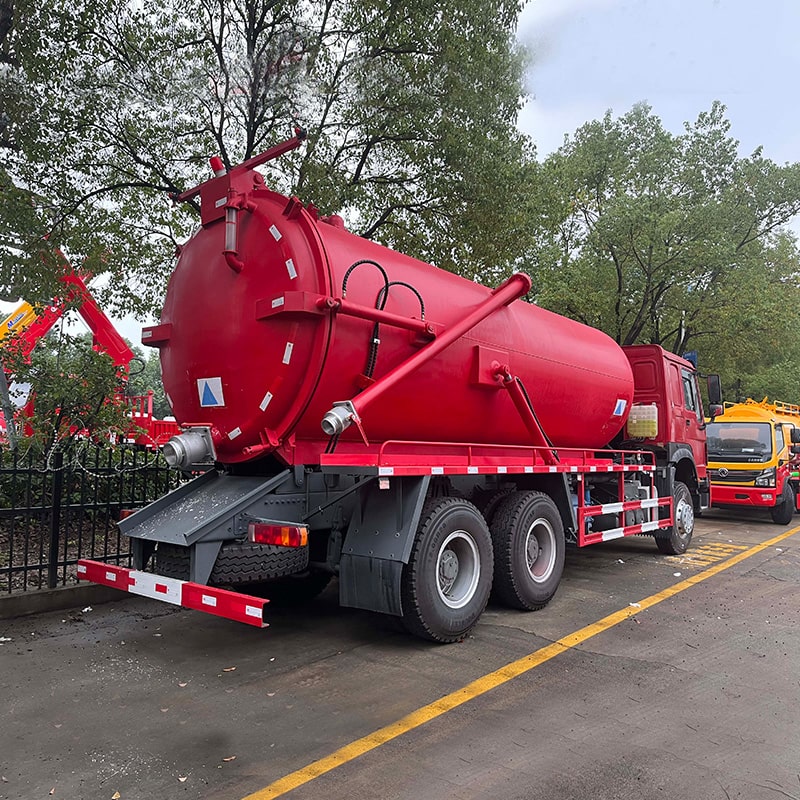 HOWO 22 cubic drainage jetting vacuum sewage suction truck
