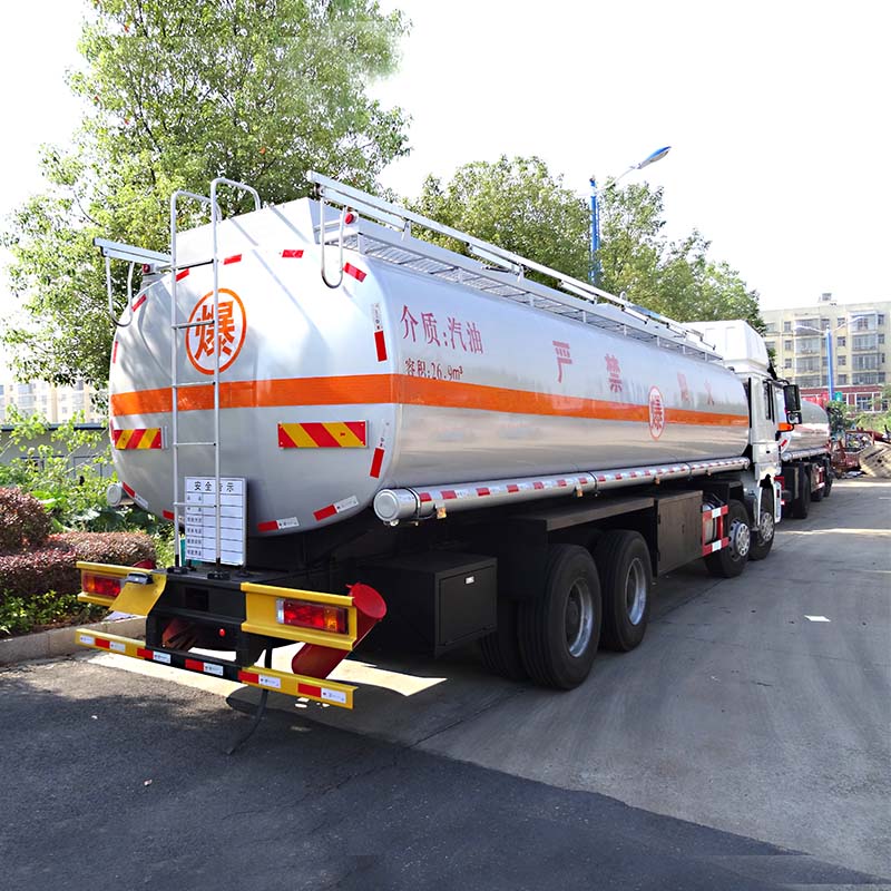 SHACMAN 30000L fuel tank truck