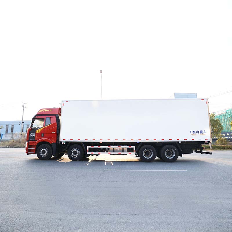 Faw 9.6m  Drive Type Refrigerated Cold Van Truck For Sales