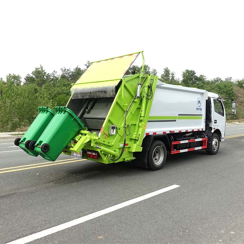 Dongfeng 5Ton 8cbm компрессионный мусоровоз