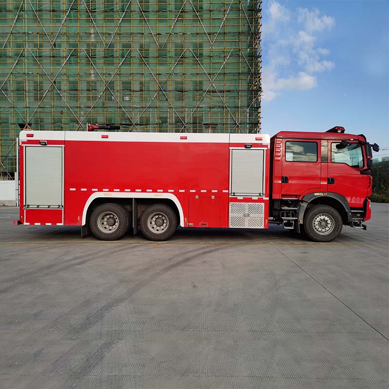 HOWO 16ton Water Foam Fire Truck fire fighting truck