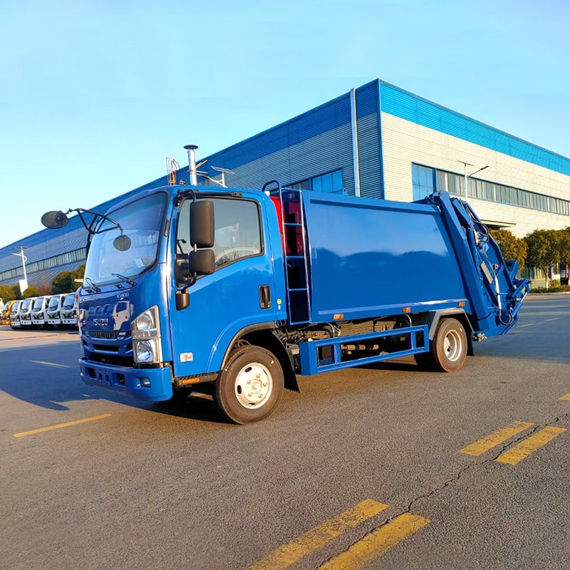 ISUZU новый или б/у 4x2 7 CBM мусоровоз с уплотнителем для продажи