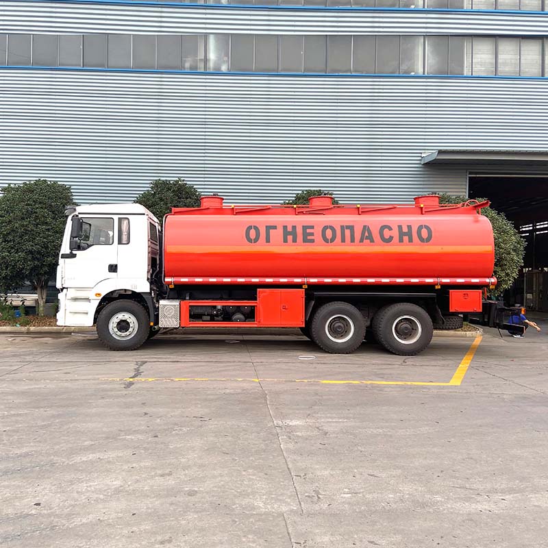 Shacman 25m3 Fuel Delivery Truck  6x4 Oil Tank Truck