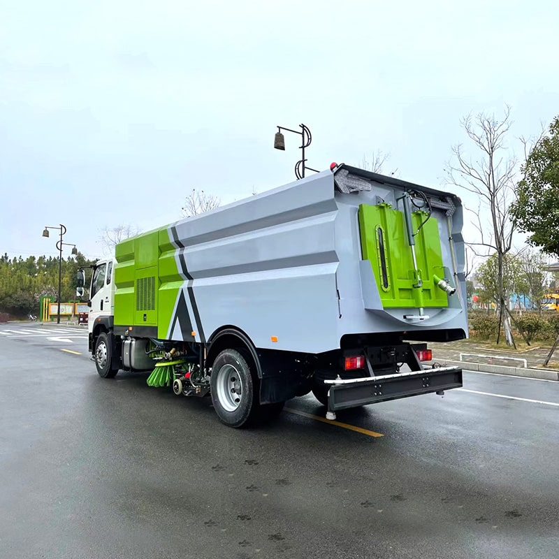 HOWO 4*2 high pressure broom road sweeper truck